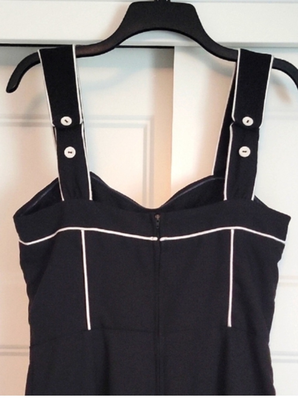 Modcloth 4X Vintage Black Jumpsuit with pockets - Picture 2 of 3